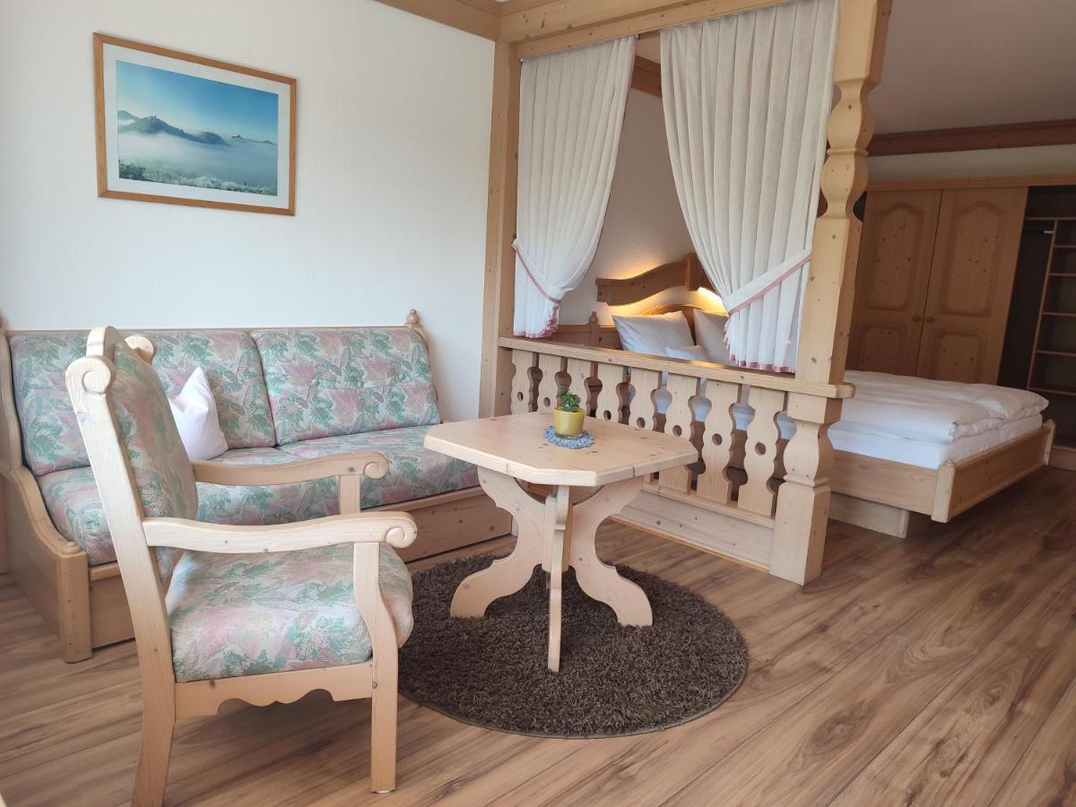 Hotel Dernbachtal Kültér fotó